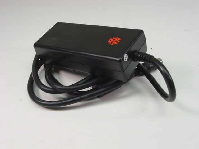 Polycom AC Adapter 3.5VDC 8.0A 12.2VDC 3.0A 7pin